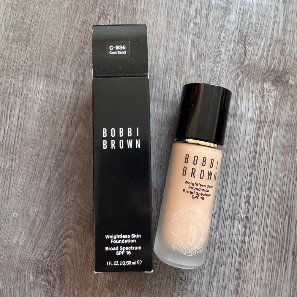 Bobbi Brown Weightless Skin Foundation SPF 15 C-036 Cool Sand 30ml